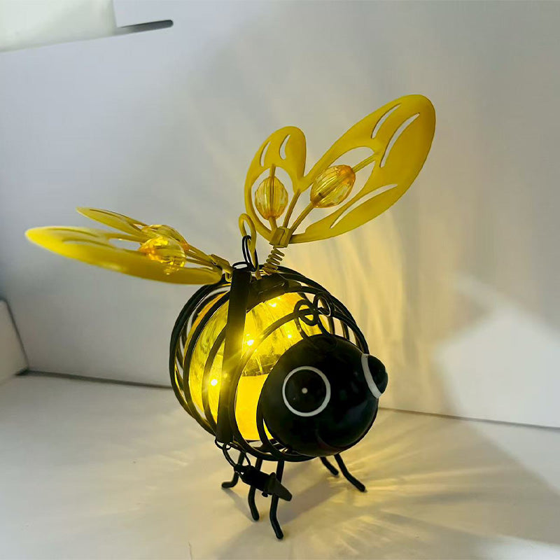๐ LIMITED-TIME 50% OFF! โ๏ธ Hanging Solar Bee Light โ Heart Wings, Metal, Weather Resistant ๐ธ