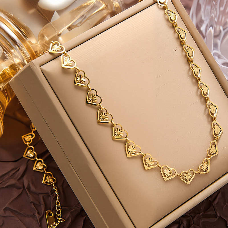 📢📢 50% OFF !! ⏰ 2026 Sale — Over 19,400 Sold! 💛 Radiant Heart Necklace – Whisper-Light, Day-to-Night Glow ✨