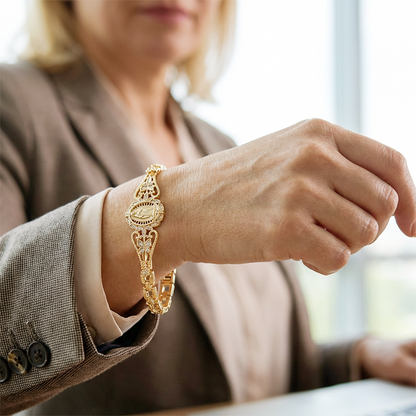 📢📢50% OFF & In Stock⏰Elegant Hollow Flower Virgin Mary Bracelet – Filigree Design, Gold Plated, Faith Inspired ✨