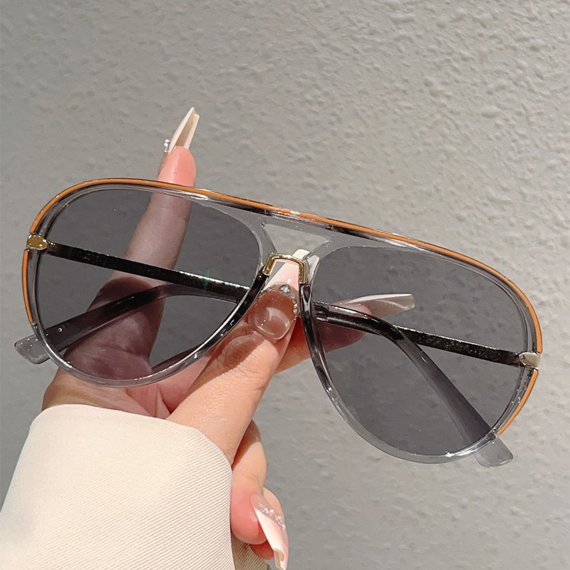 🔥 Women's Retro Double-Bridge Sunglasses