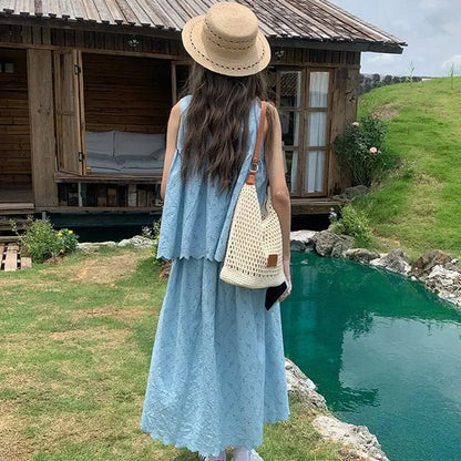 Roomy Summer Essential