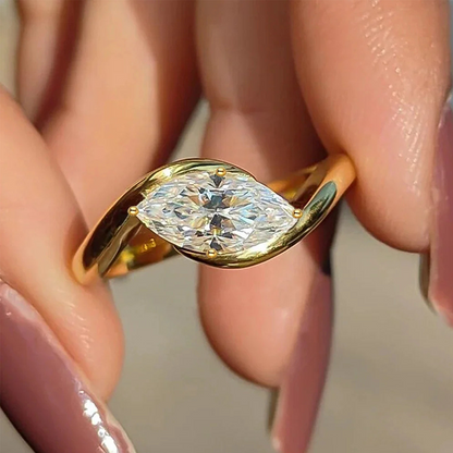 🎉 2026 Sale — Over 25,200 Sold!💞 Radiant Marquise Ring – Elegant ✨