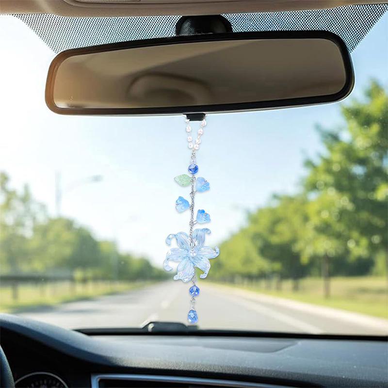 📢📢50% OFF !!⏰ Elegant Crystal Floral Car Charm