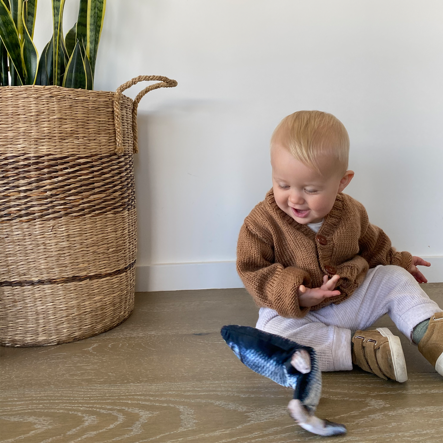 🐟✨50% OFF! 👶🌊 Baby Fish Toy for Kids – Autonomous Movement, USB Rechargeable & Interactive Sensing for Motor Skill Development. Over 14,267 Happy Babies!✨