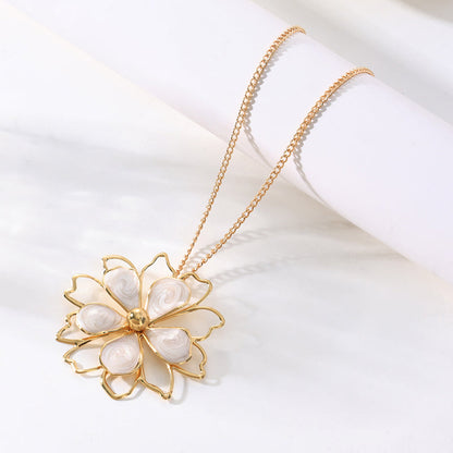 📢📢50% OFF !! ⏰Elegant Double Layer Hollow Flower Jewelry