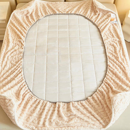 Nice Gift! Warm Comfortable Mattress Cover